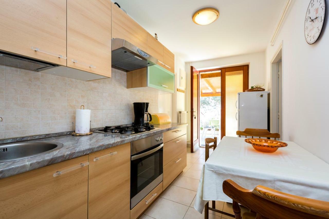 Apartment Marija مالي لوشينغْ المظهر الخارجي الصورة