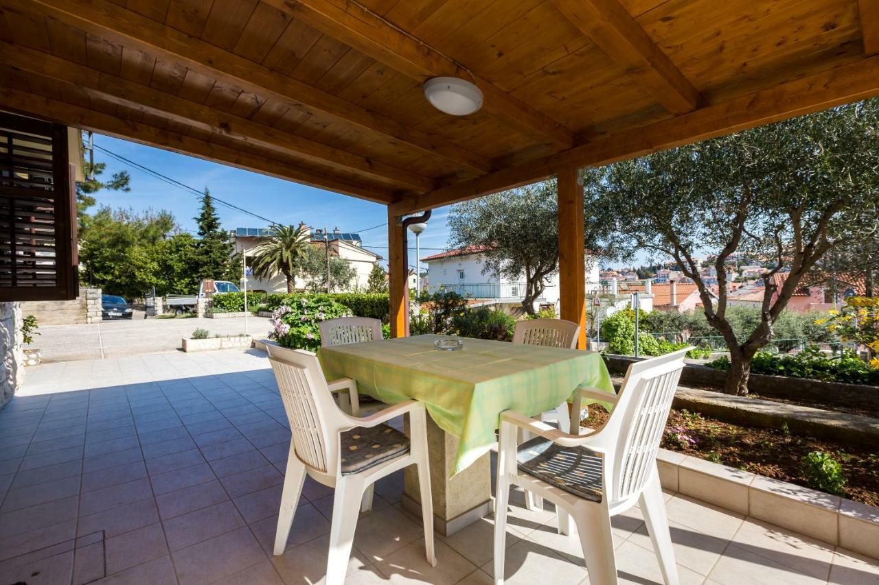 Apartment Marija مالي لوشينغْ المظهر الخارجي الصورة